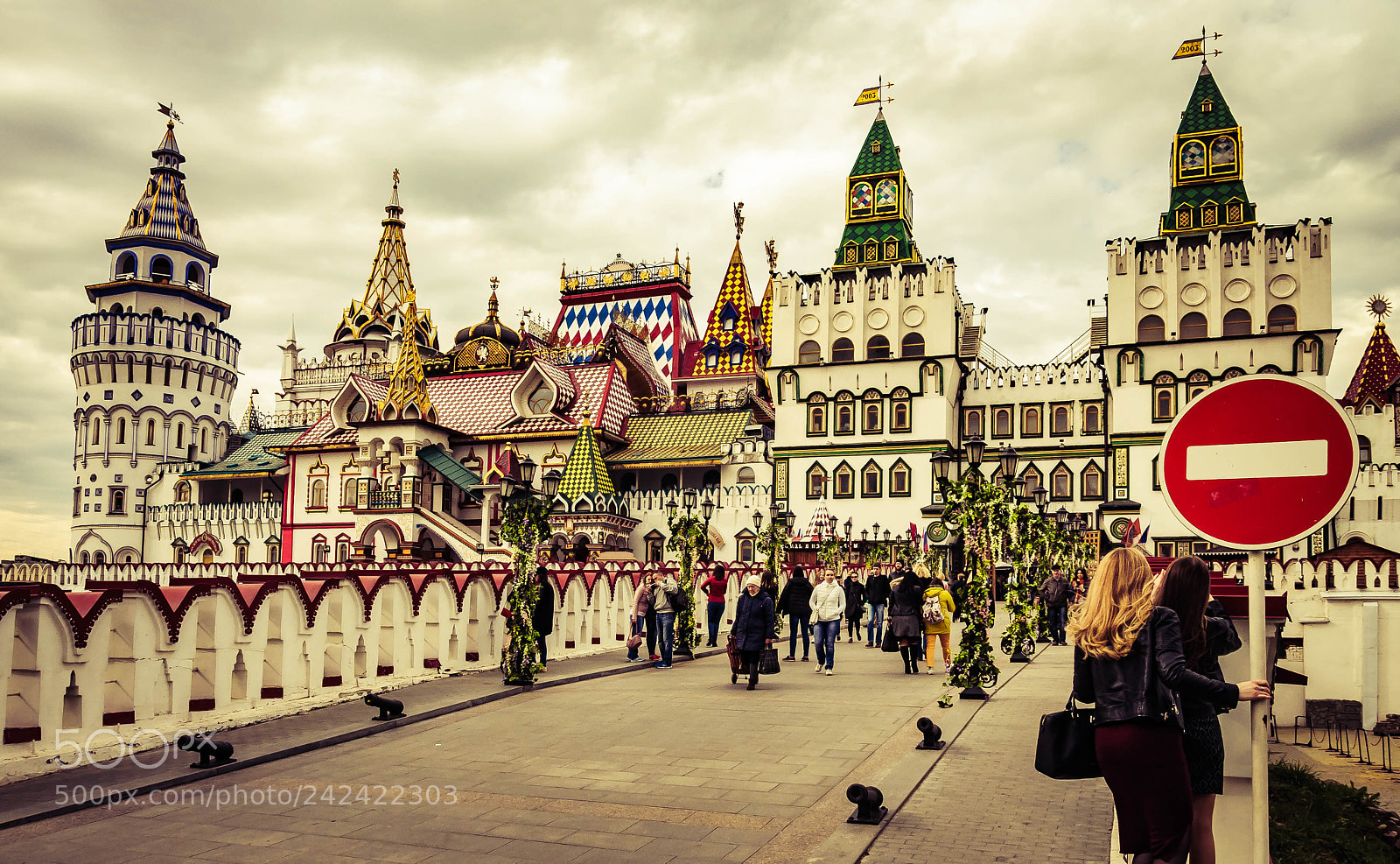 Nikon D5000 sample photo. #izmailovokremlin photography