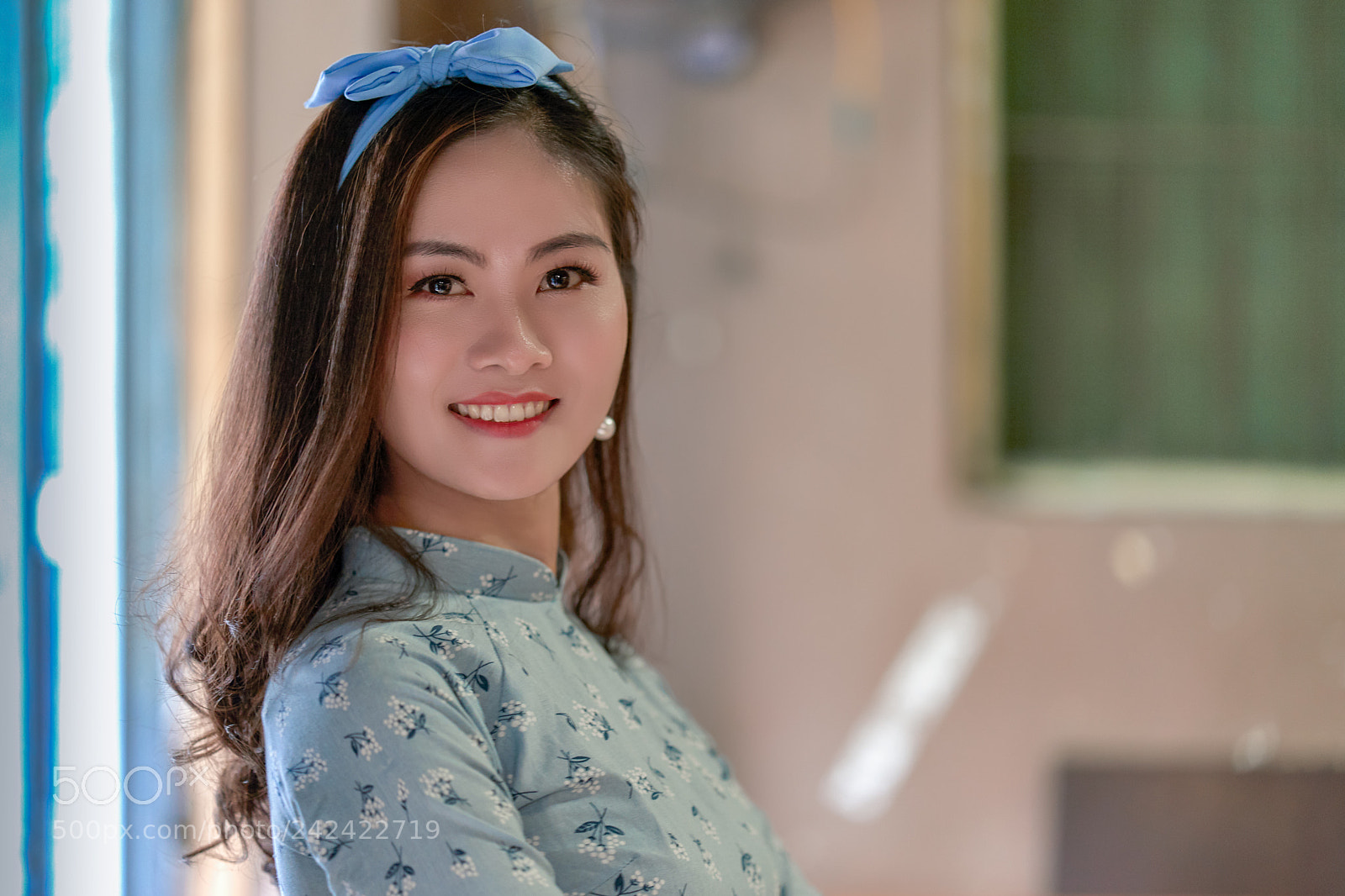 Sony a7 II sample photo. Ao dai photography