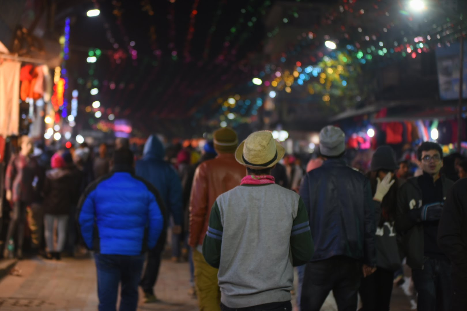 Nikon D750 + Sigma 70-200mm F2.8 EX DG OS HSM sample photo. Night market photography