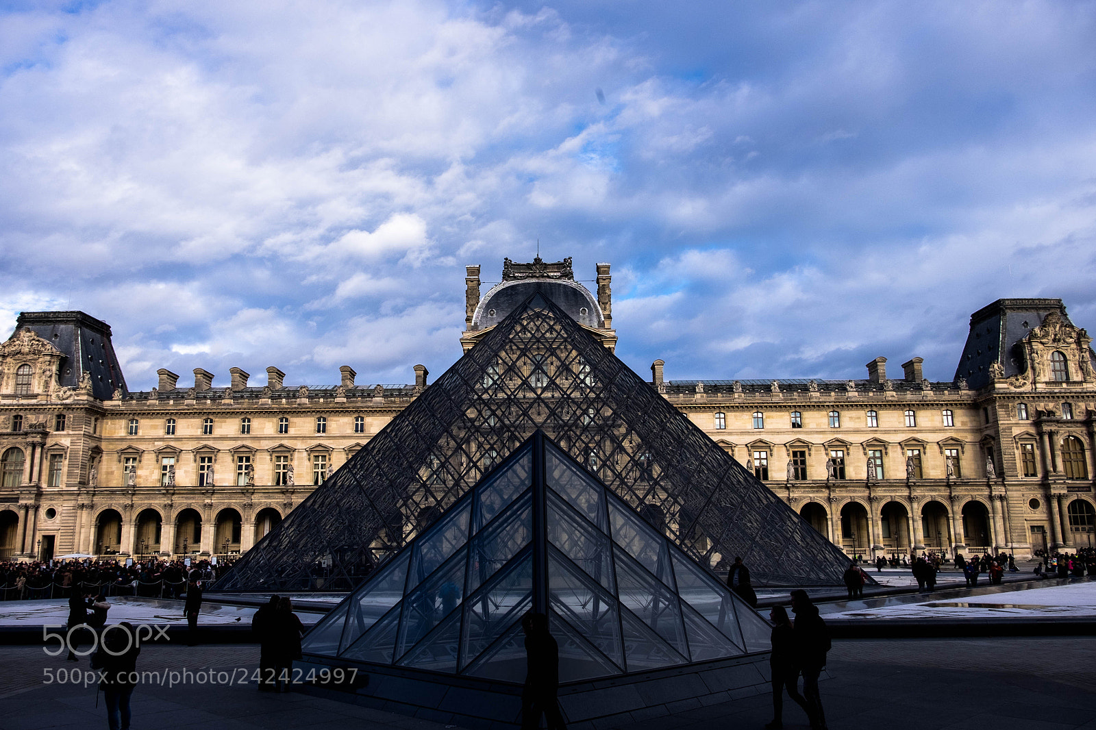 Fujifilm X-T1 sample photo. Paris louvre photography