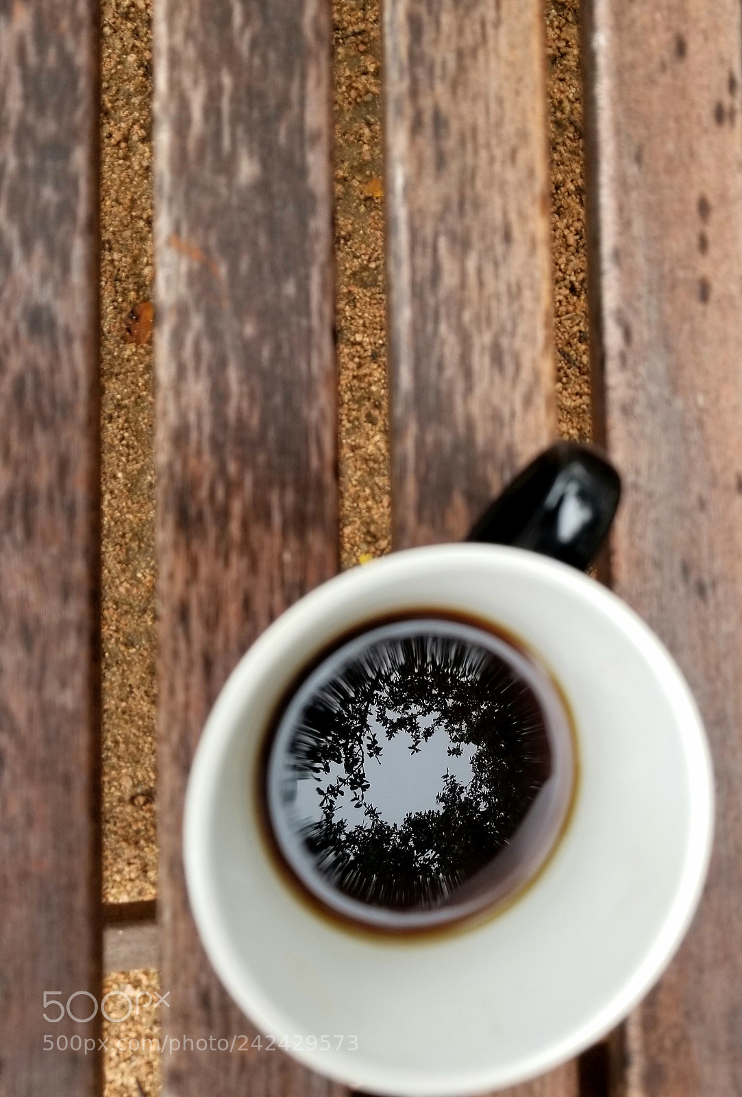 Samsung Galaxy S8 sample photo. Black coffee reflection photography