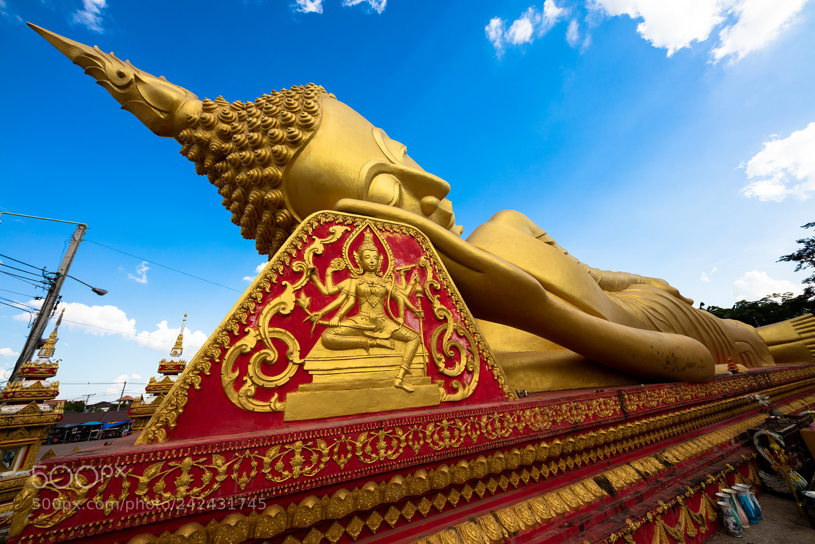 Canon EOS 5DS R sample photo. Phat that luang photography