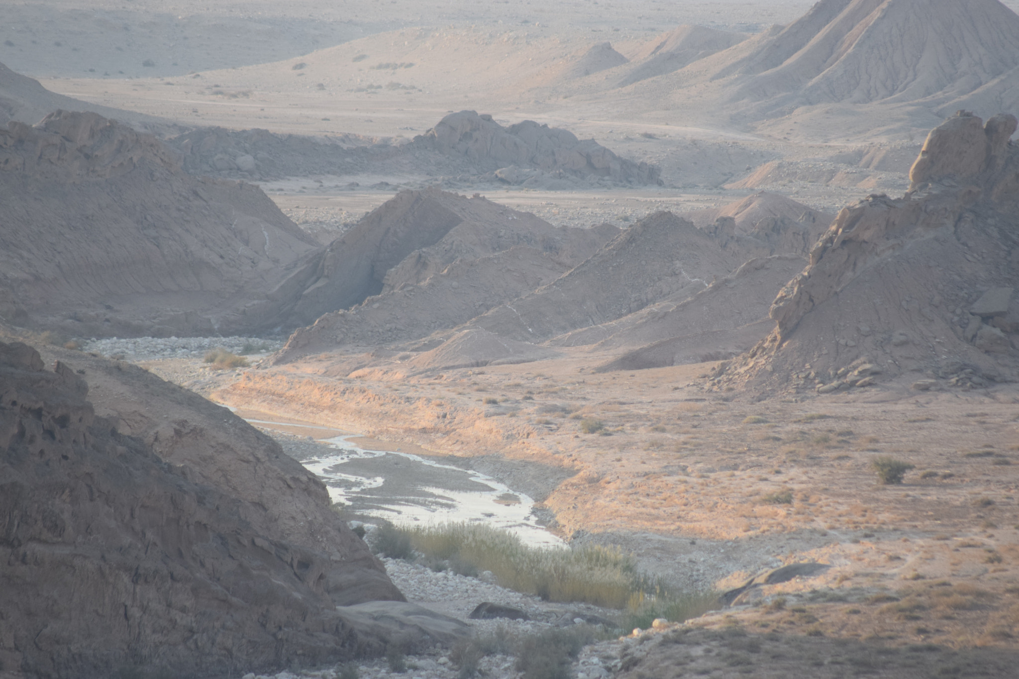 Nikon D5300 + Sigma 70-300mm F4-5.6 APO DG Macro sample photo. Iraq - iran borders photography