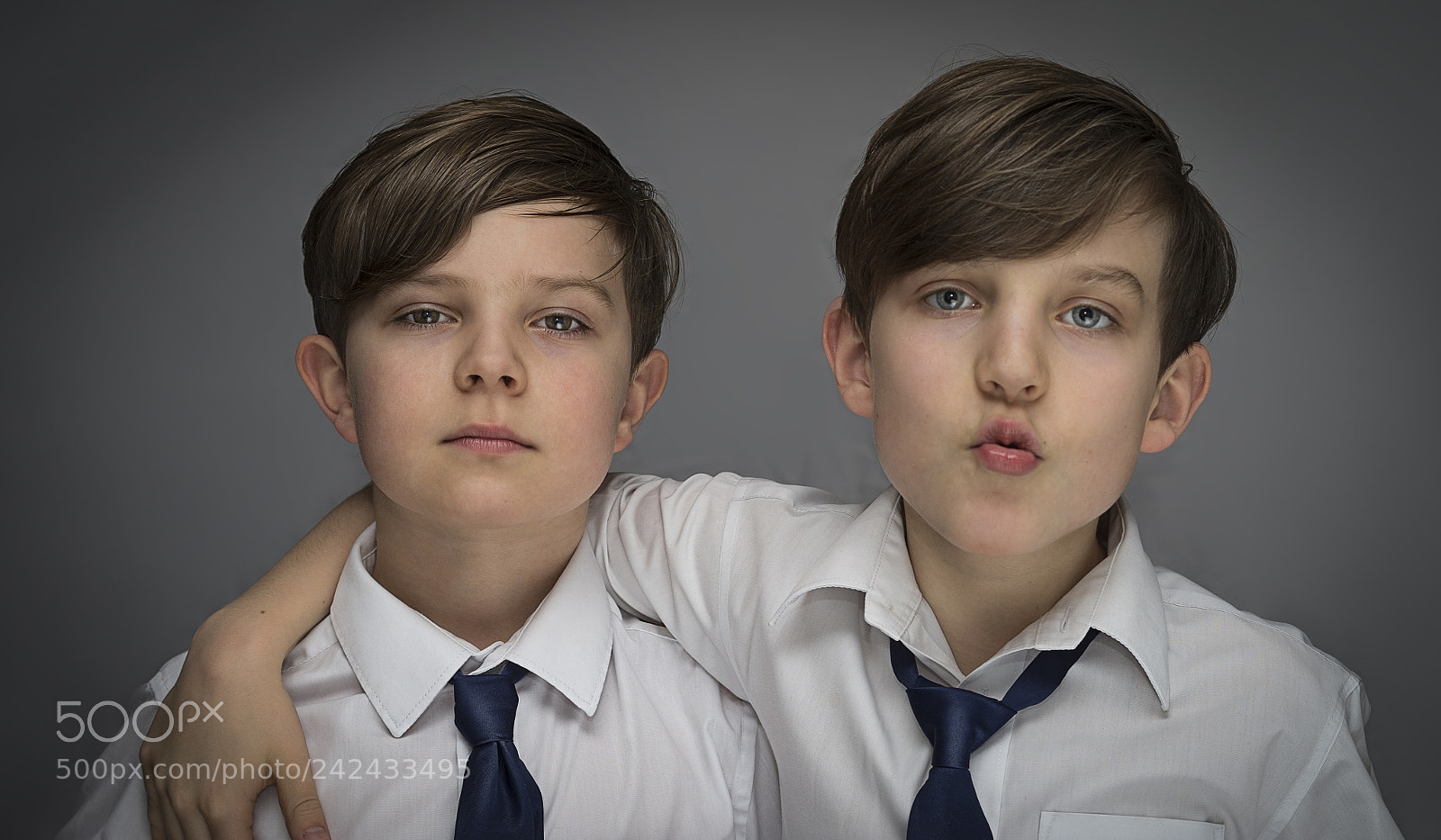 Pentax K-50 sample photo. Brothers photography