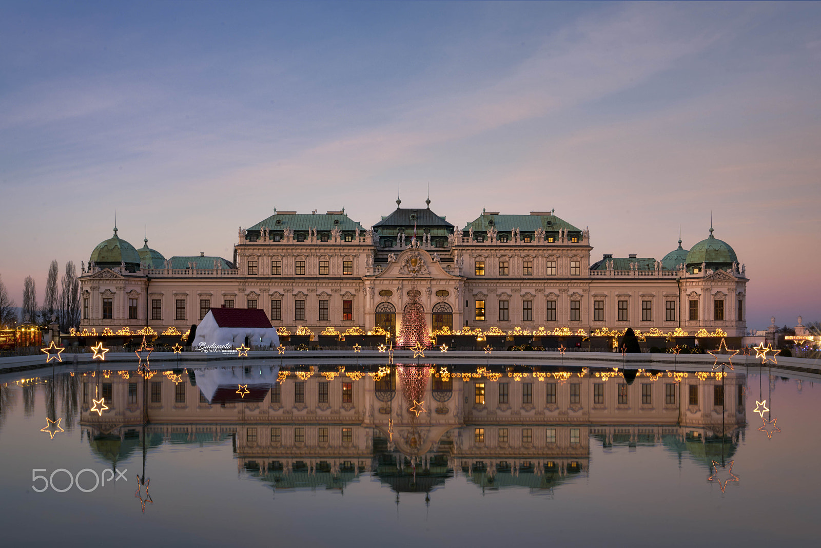 Sony a7R II + Sony FE 16-35mm F2.8 GM sample photo. Vienna upper belvedere during christmas photography