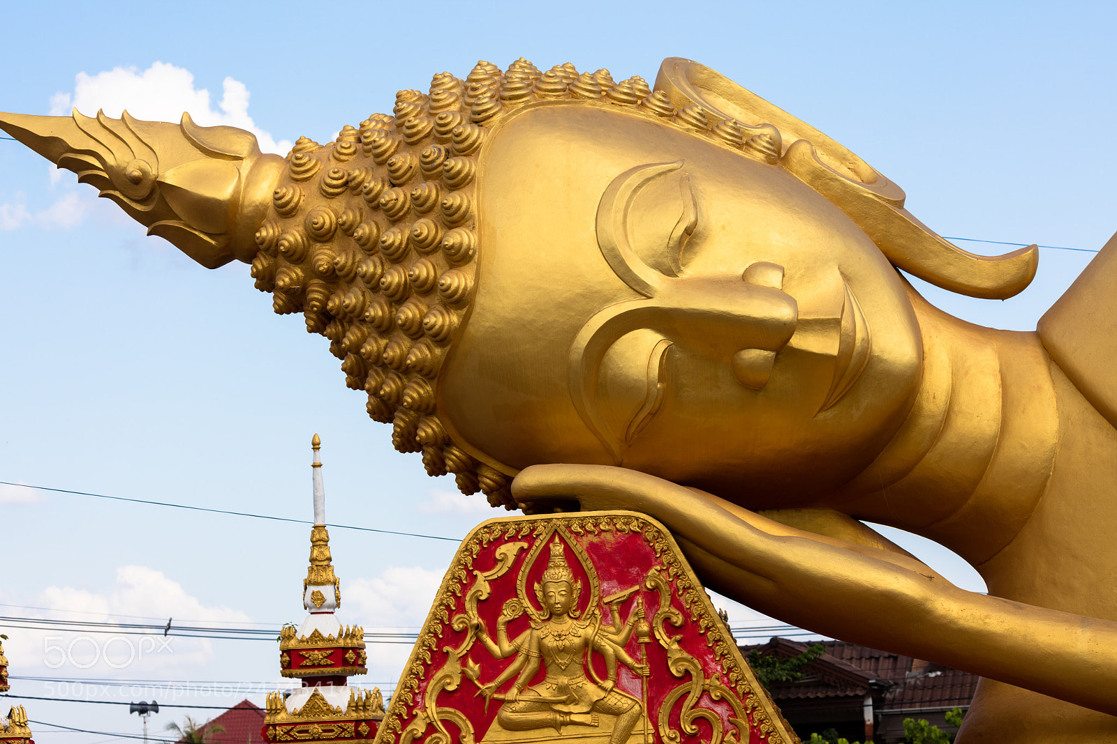 Canon EOS 5DS R sample photo. Phat that luang photography