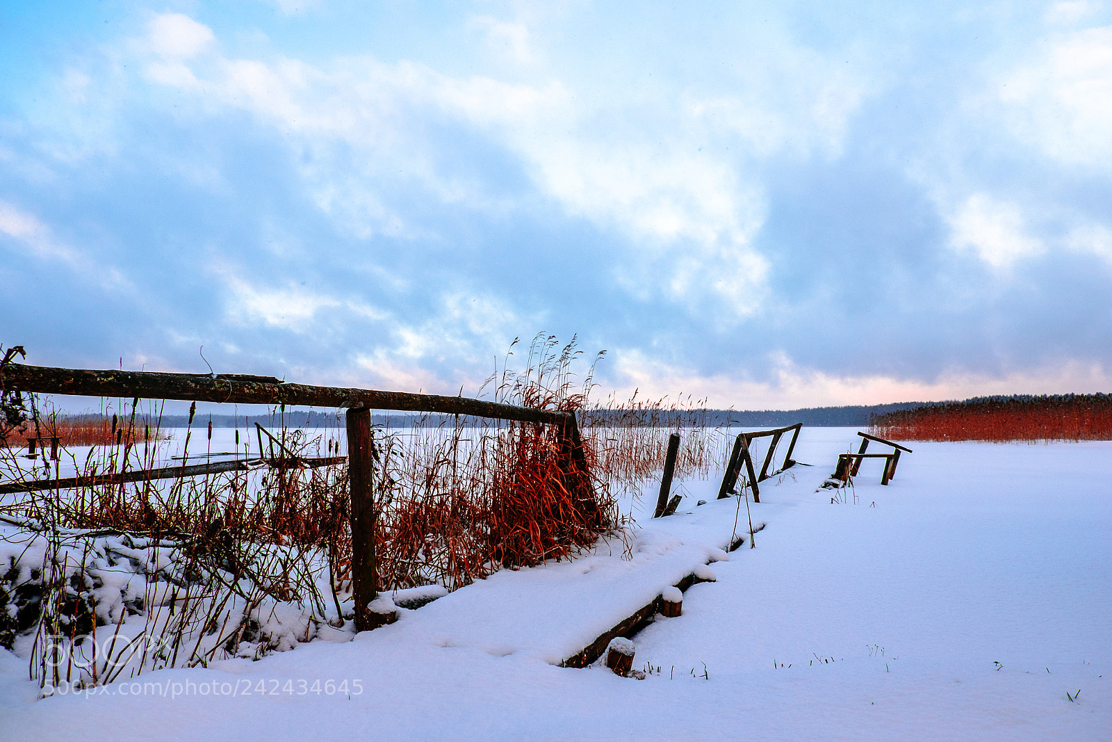 Fujifilm X-T1 sample photo. Snow pier photography
