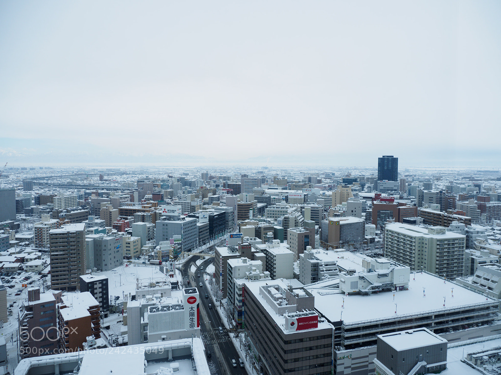 Olympus OM-D E-M10 II sample photo. All the gray city 1 photography