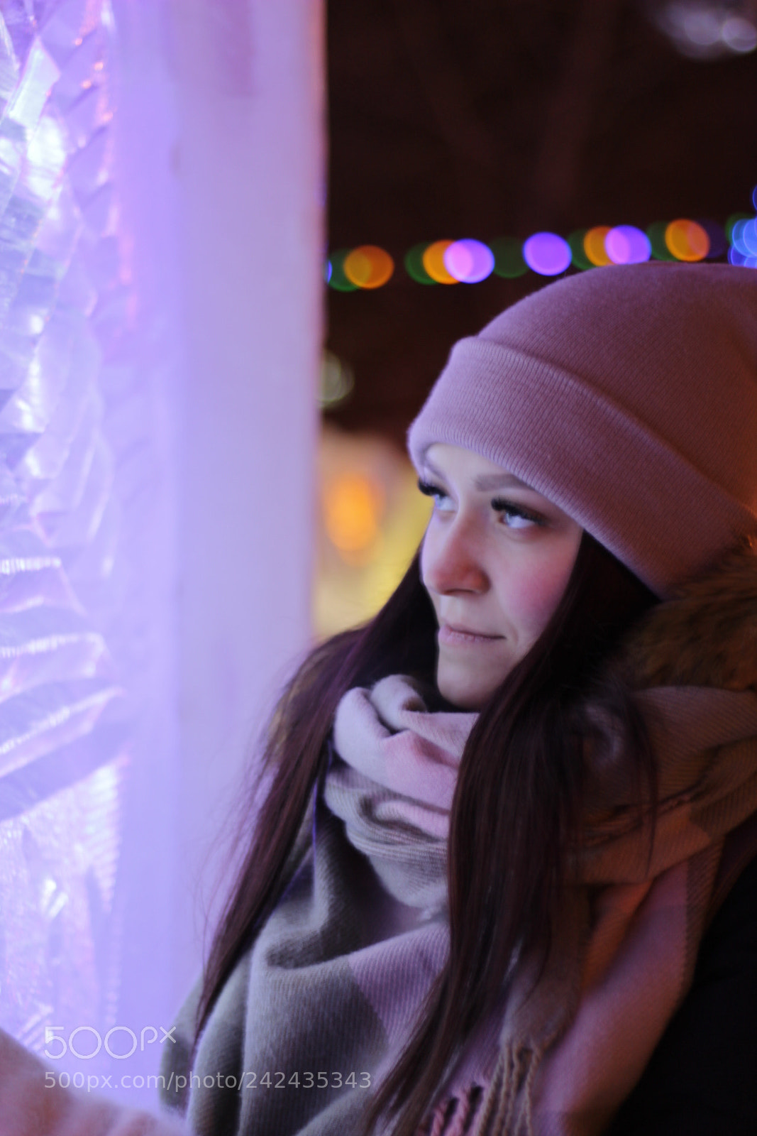 Canon EOS 1300D (EOS Rebel T6 / EOS Kiss X80) + Canon EF 50mm F1.8 STM sample photo. Елена в ожидании Новогоднего чуда photography