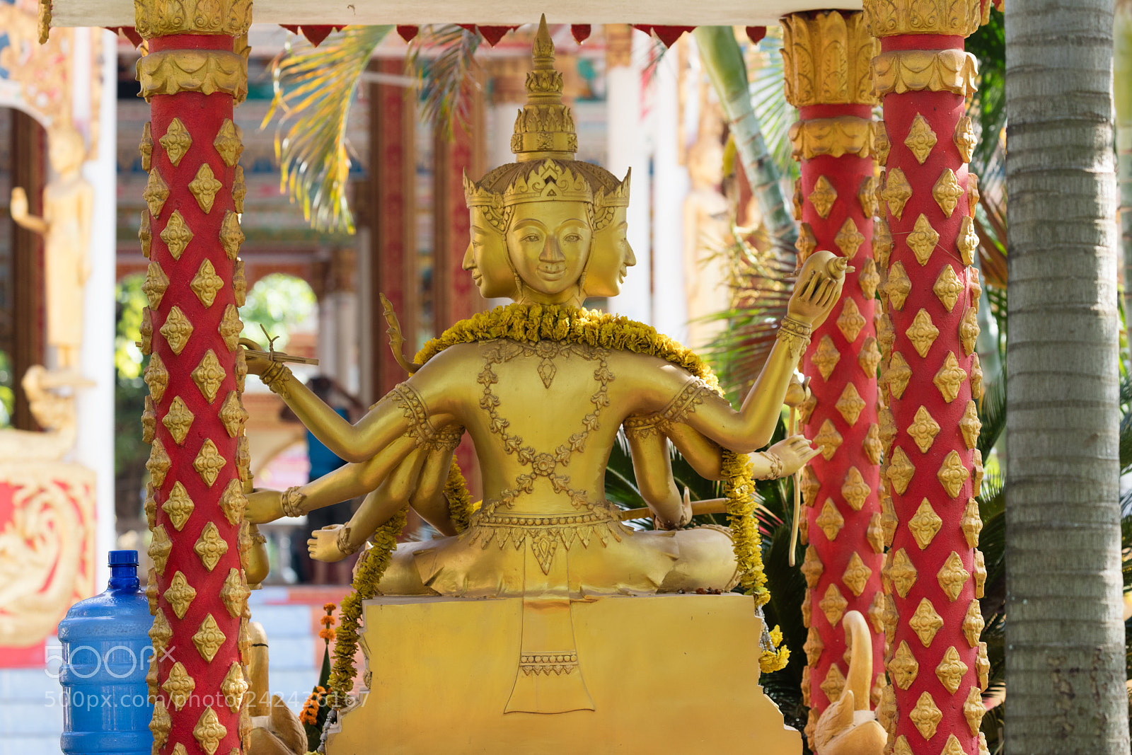 Canon EOS 5DS R sample photo. Phat that luang photography