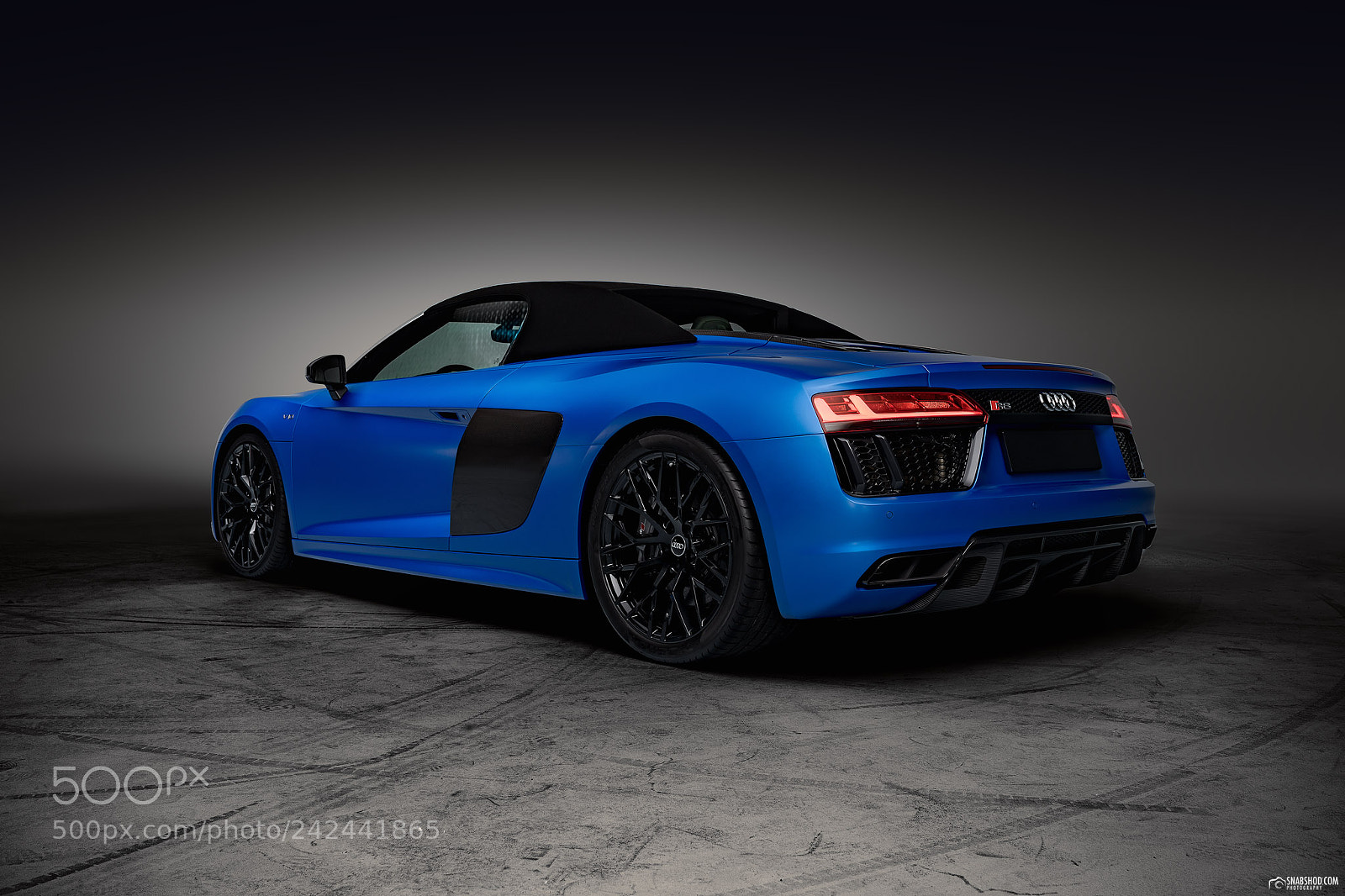 Sony a7 II sample photo. Audi r8 spyder v10 photography
