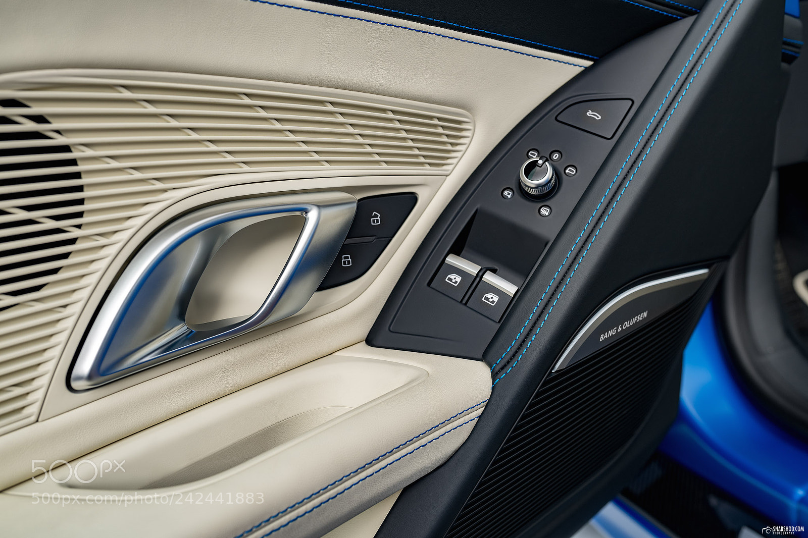 Sony a7 II sample photo. Audi r8 spyder v10 photography