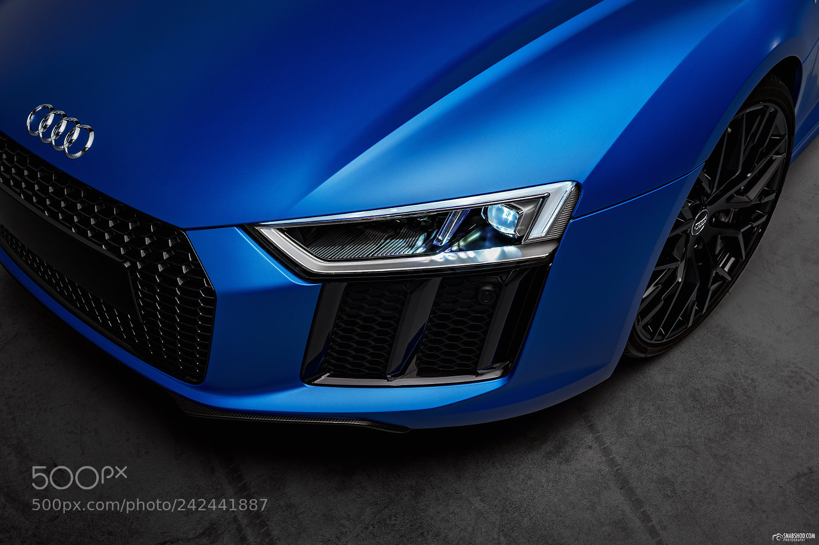 Sony a7 II sample photo. Audi r8 spyder v10 photography