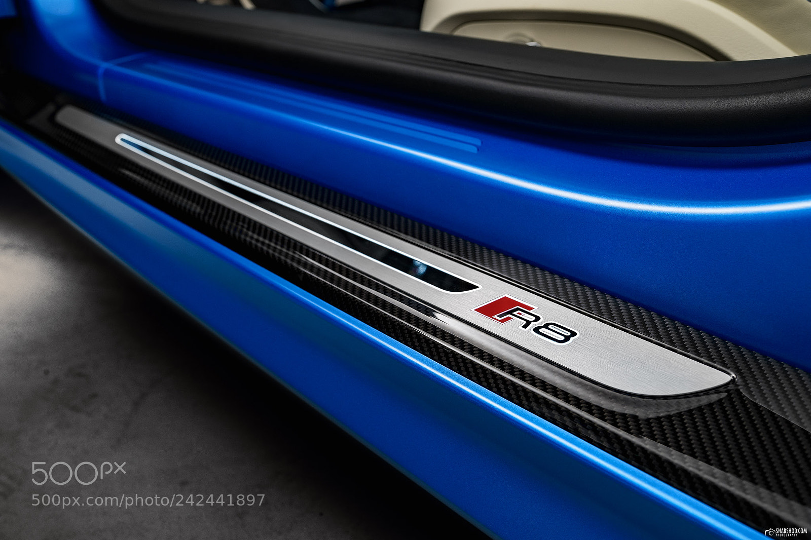 Sony a7 II sample photo. Audi r8 spyder v10 photography