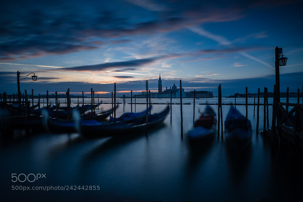 Olympus OM-D E-M1 sample photo. Sunrise in venice photography