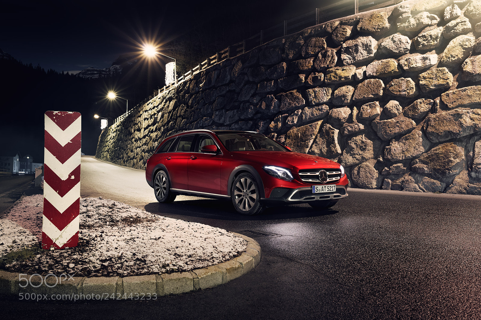 Sony a7 II sample photo. Mercedes-benz e 220d all-terrain photography