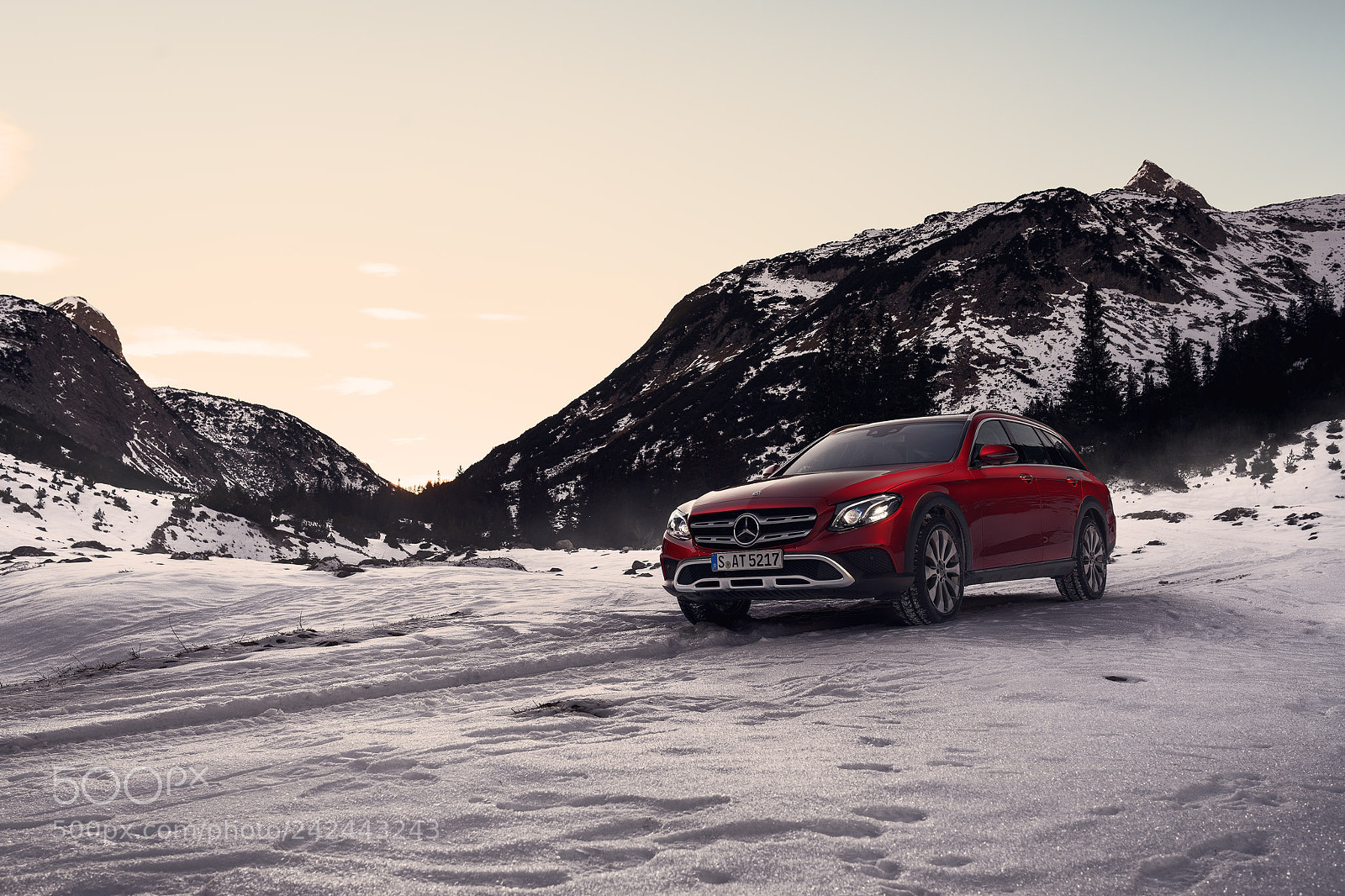 Sony a7 II sample photo. Mercedes-benz e 220d all-terrain photography