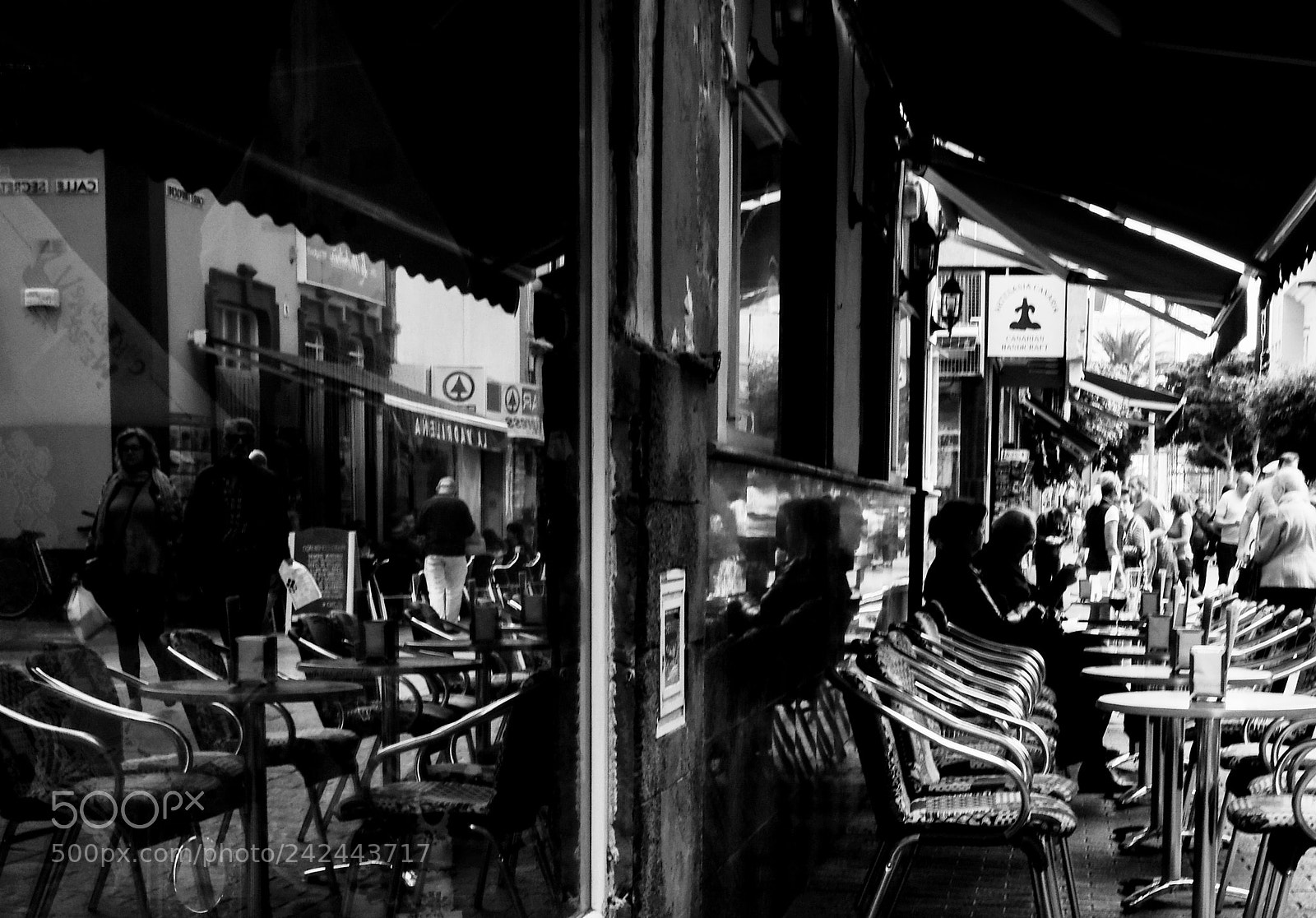 Fujifilm X-T20 sample photo. The loneliness of coffee photography