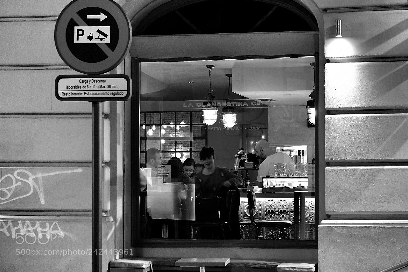 Fujifilm X-T10 sample photo. El pub photography