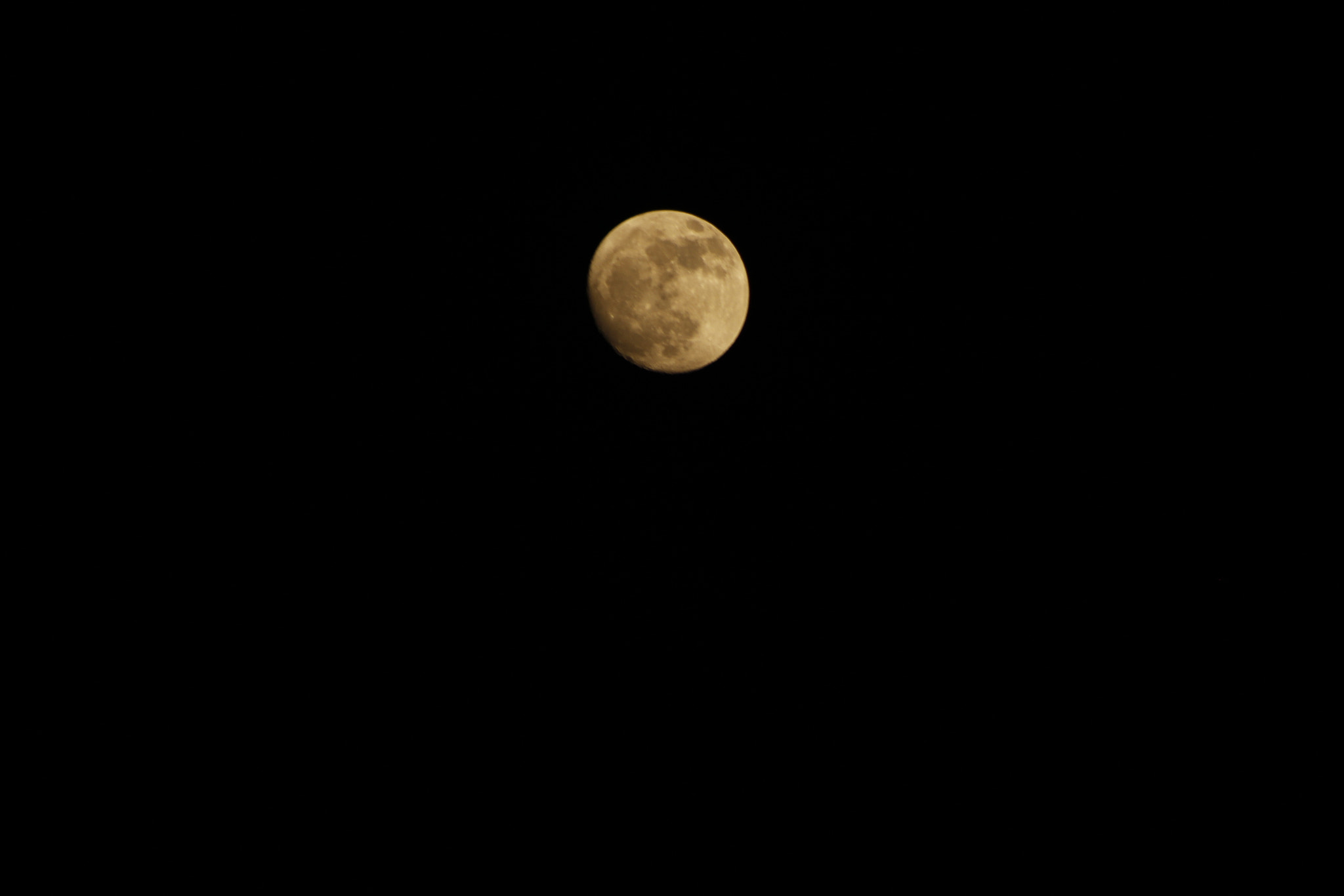 Canon EF 75-300mm f/4-5.6 USM sample photo. Supermoon photography