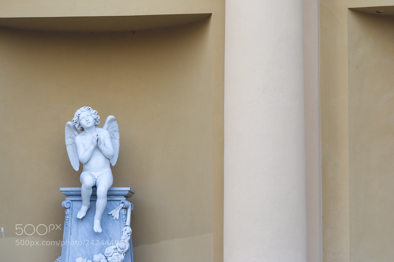 Nikon D7100 sample photo. Inside  old cemetery photography