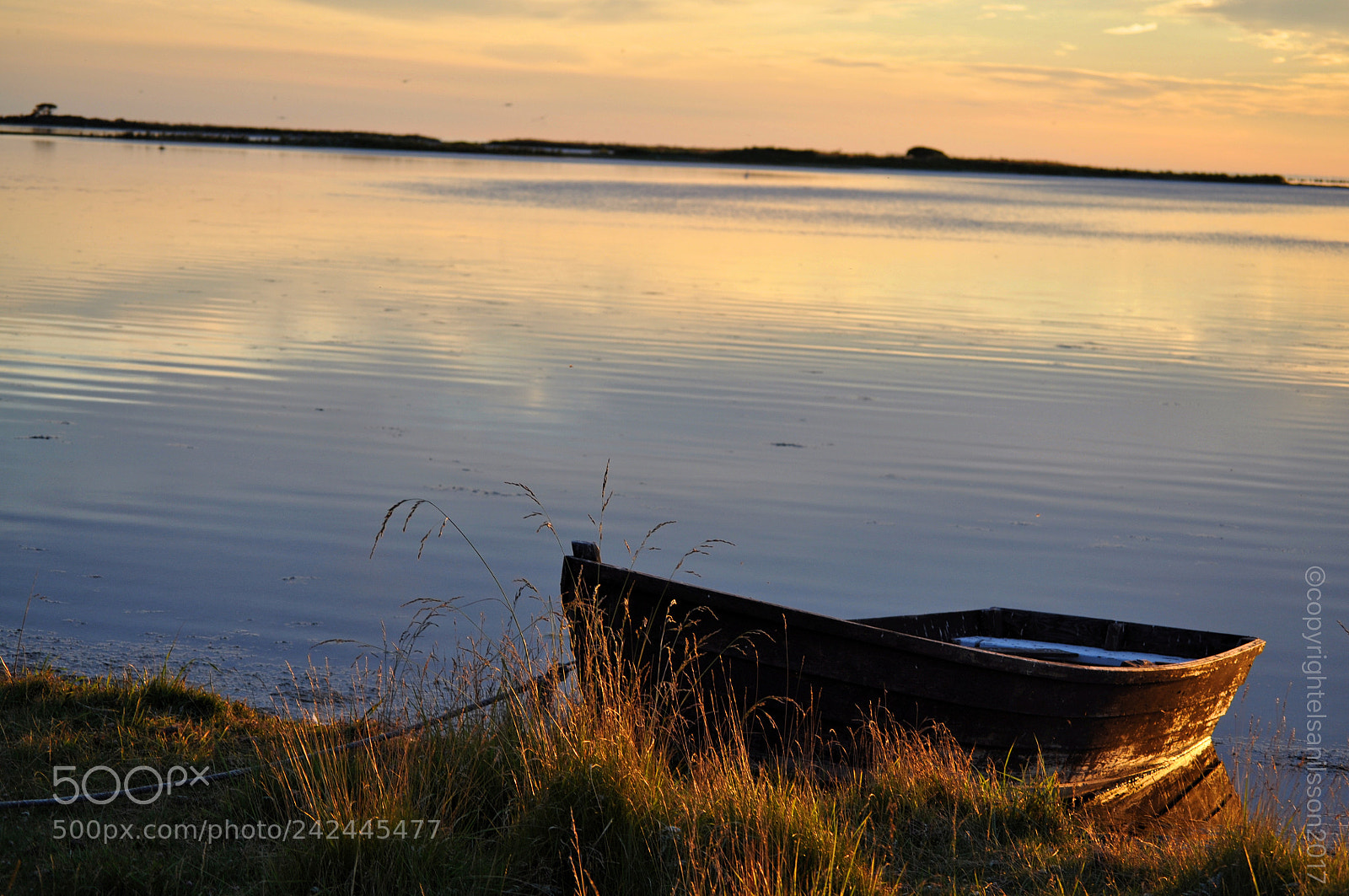 Nikon D5000 sample photo. A boat photography