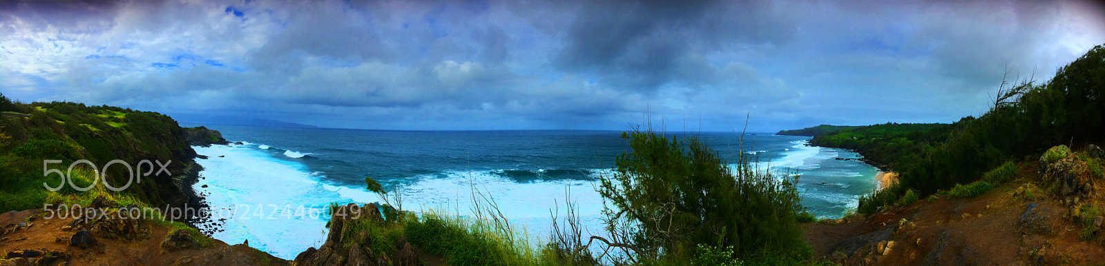 Apple iPhone 6s sample photo. Stormy honolua bay photography