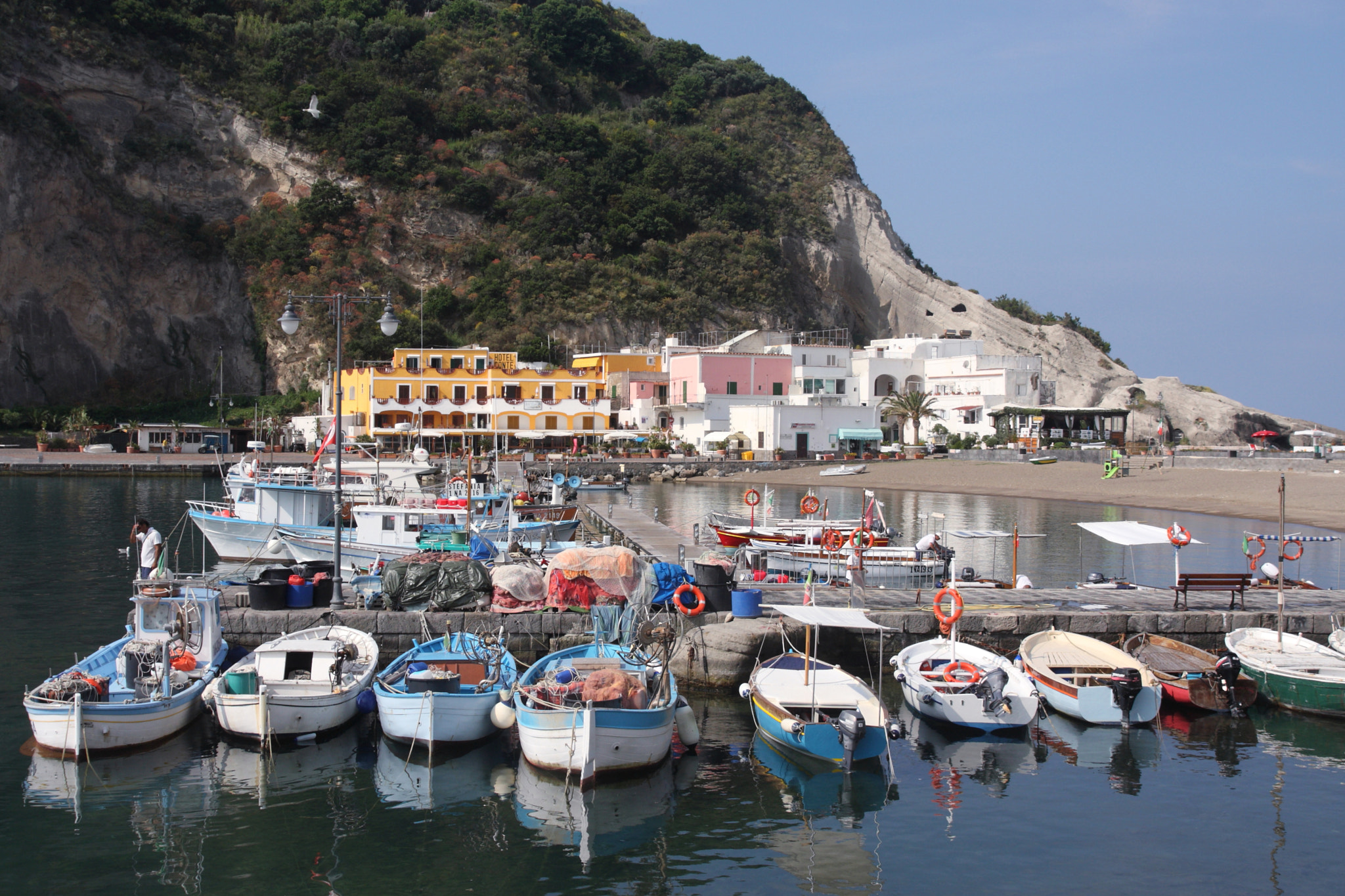 Canon 17-70mm sample photo. Harbour photography