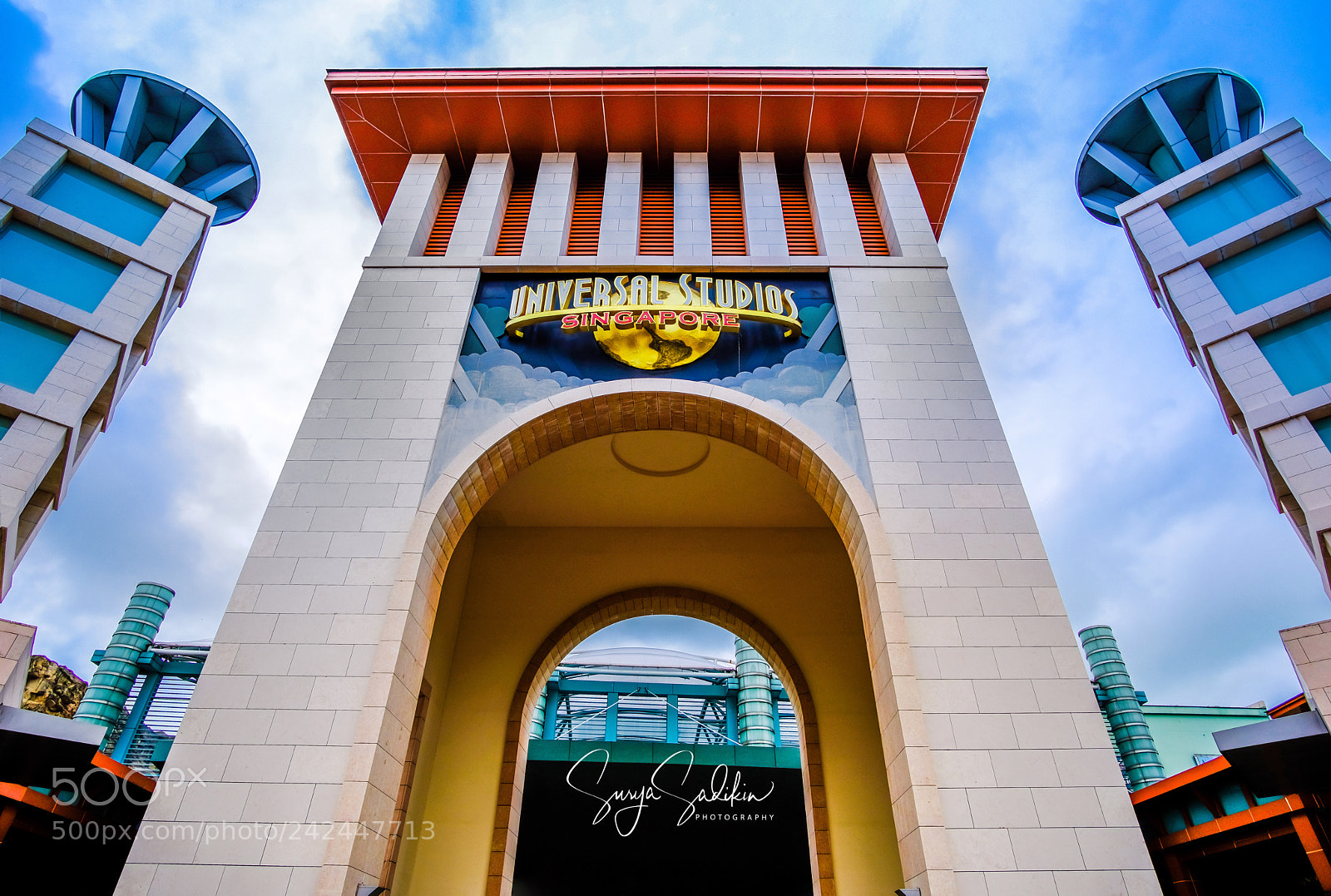 Fujifilm X-T20 sample photo. Universal studio singapore welcome photography