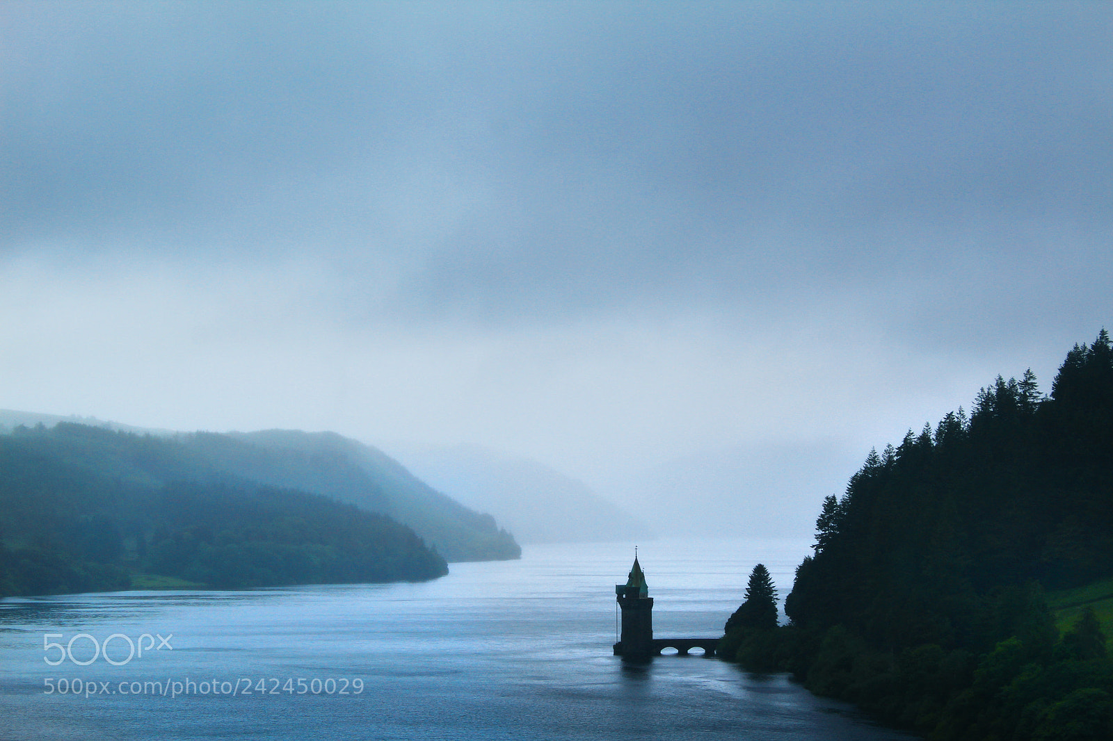 Canon EOS 1200D (EOS Rebel T5 / EOS Kiss X70 / EOS Hi) sample photo. Lake vyrnwy photography