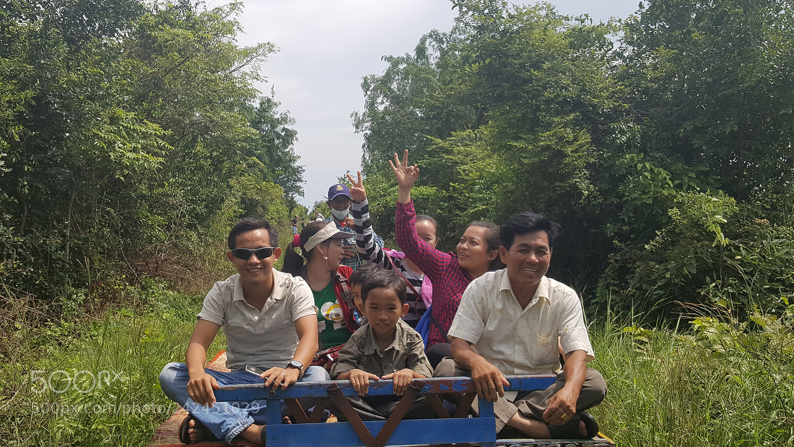 Samsung Galaxy Note5 sample photo. Fun time at battambang photography
