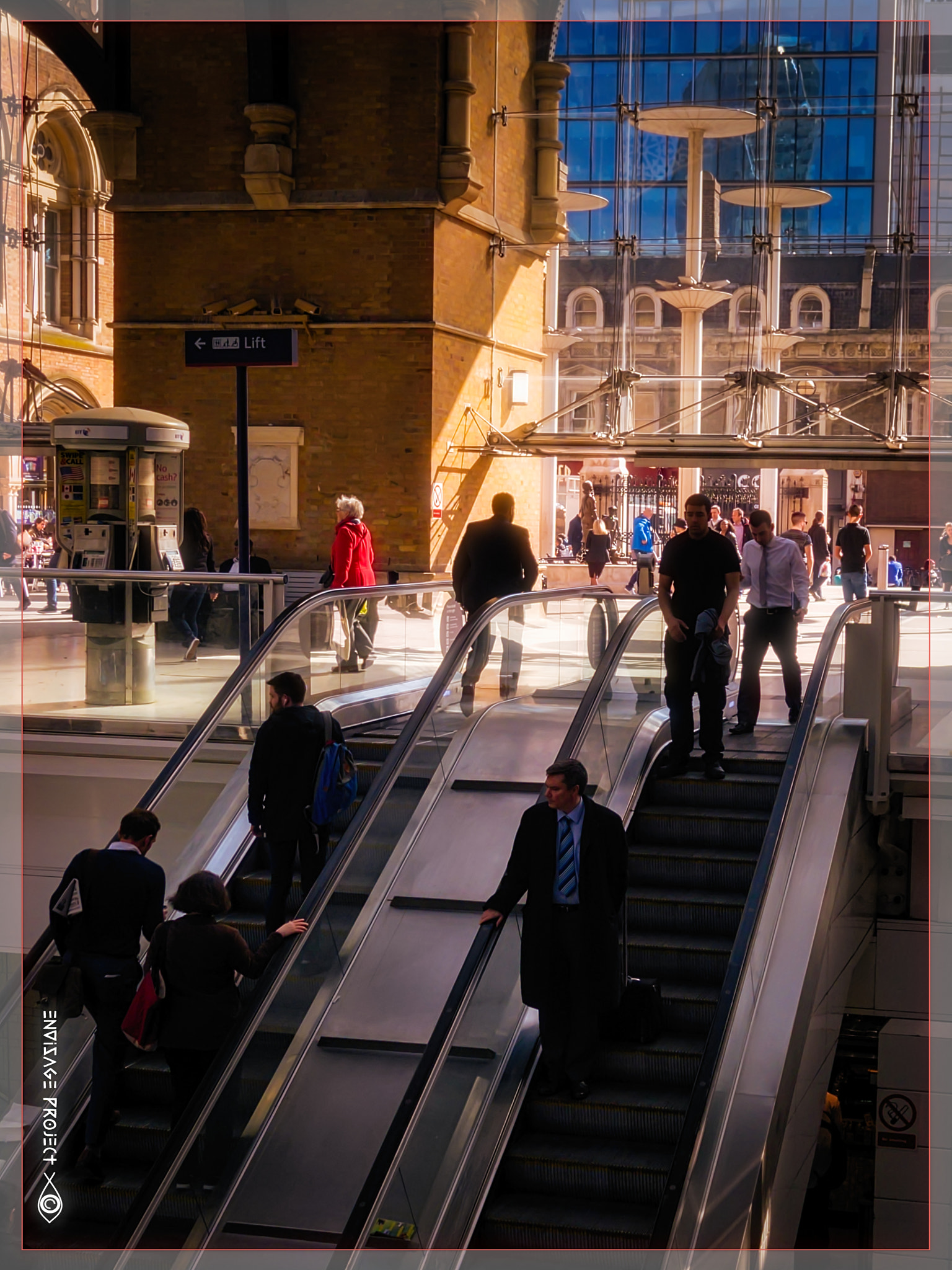 Pentax Q sample photo. Liverpool street rail station light photography