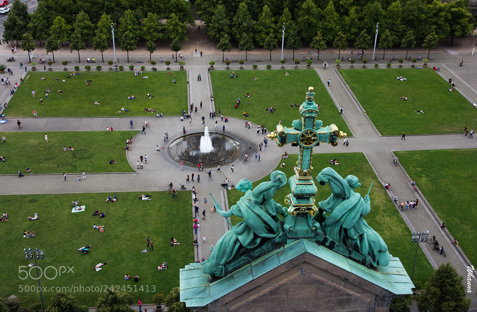 Canon EOS 60D sample photo. Overseeing photography