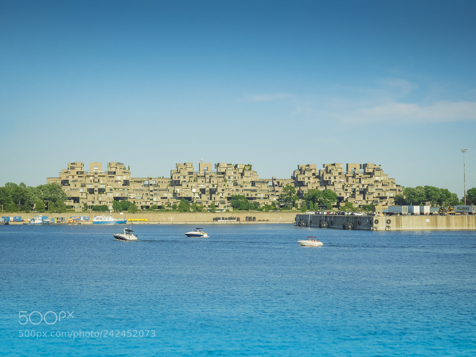 Olympus OM-D E-M1 sample photo. Habitat 67 photography