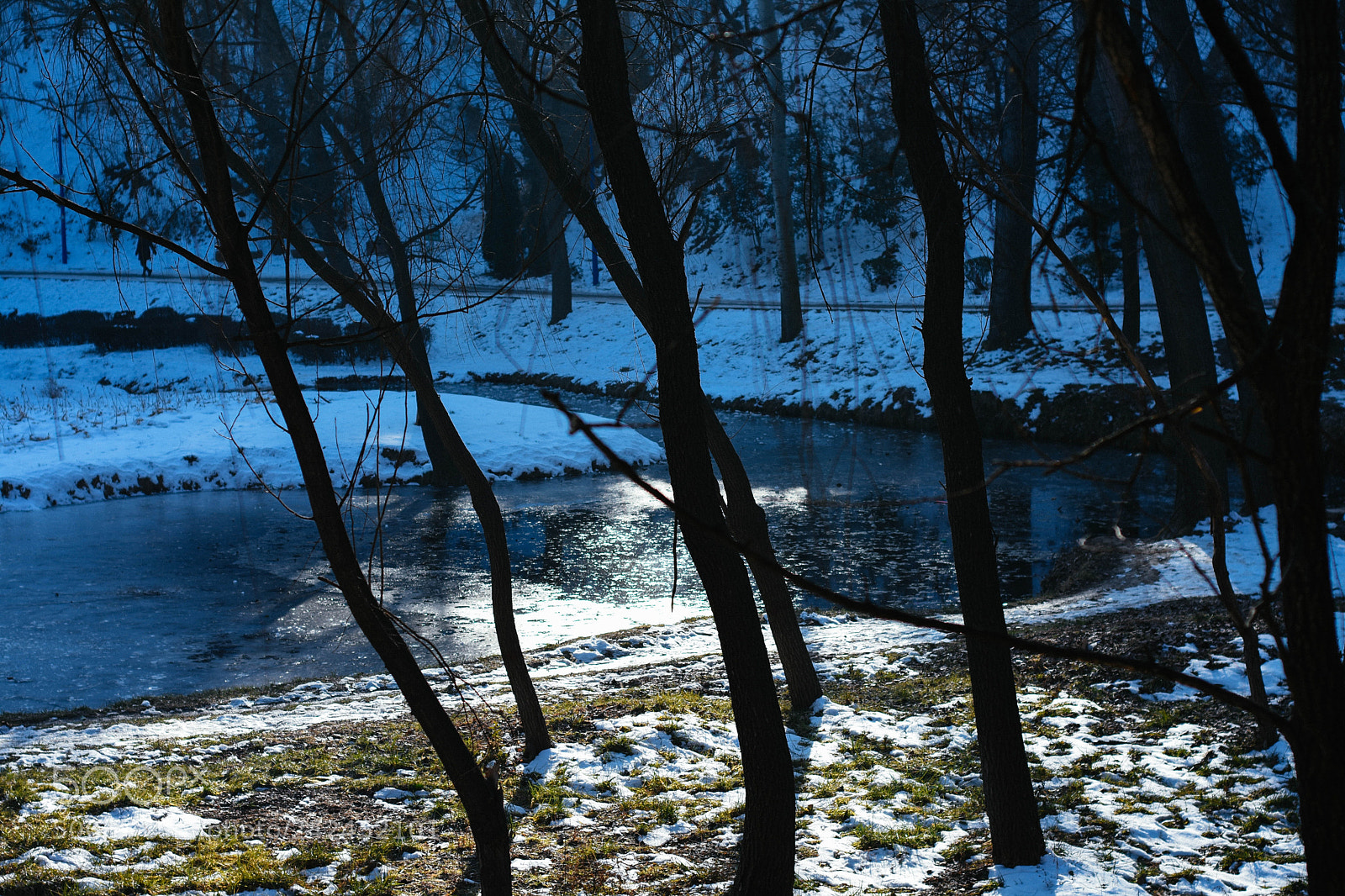 Nikon D7200 sample photo. Bright and dark photography