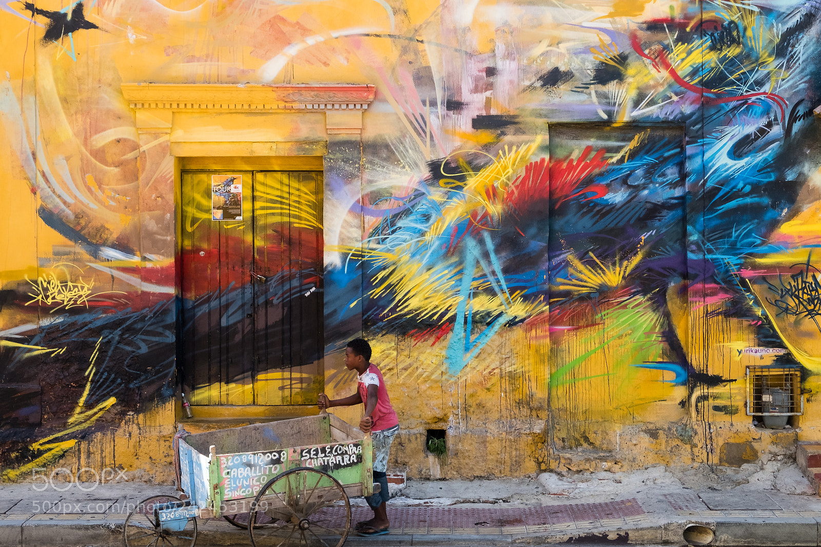 Fujifilm X-T20 sample photo. Cartagena mural photography