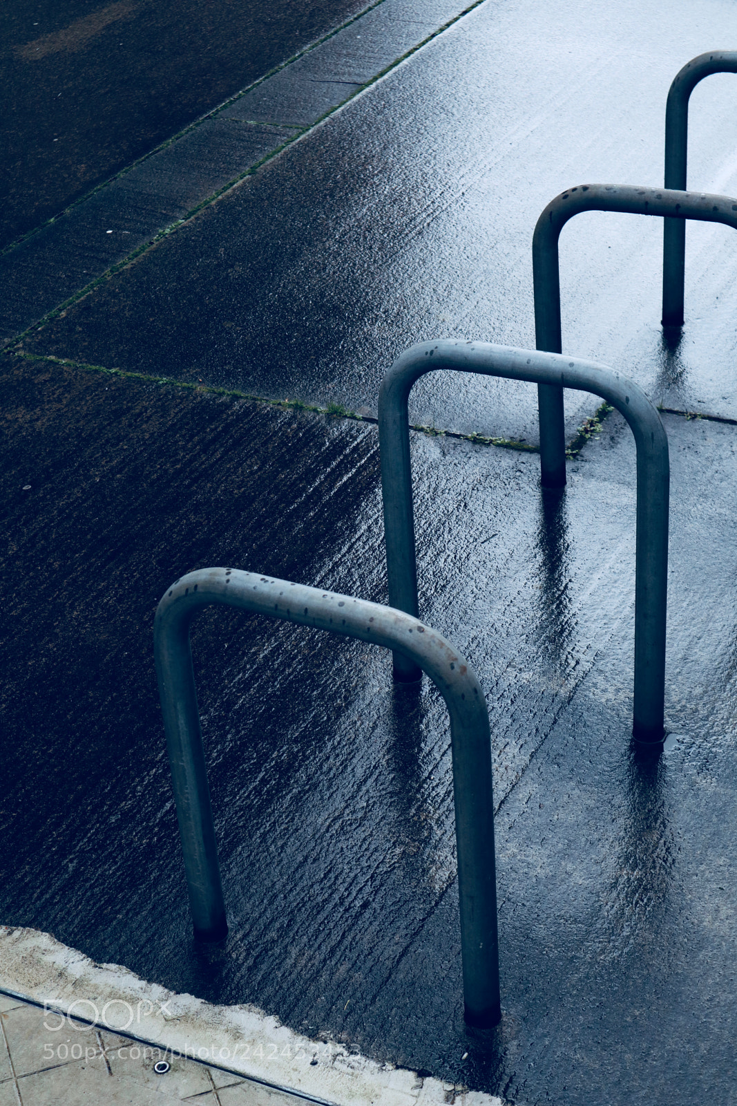 Canon EOS M5 sample photo. Chain photography