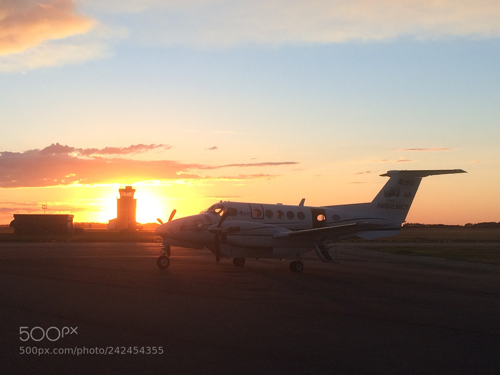 Apple iPhone 5s sample photo. Air ambulance photography