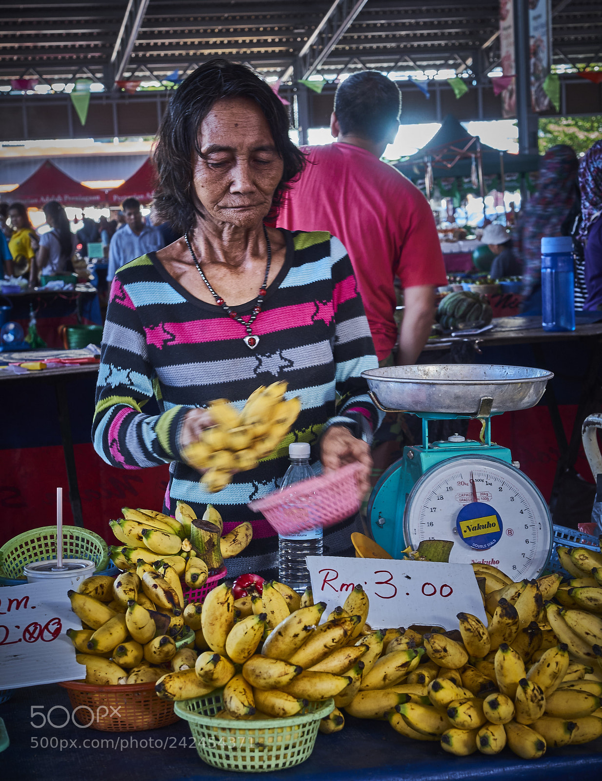 Olympus PEN-F sample photo. Nice bananas photography