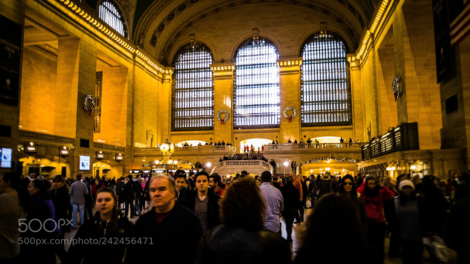 LG G4 sample photo. Stone-faced at grand central photography