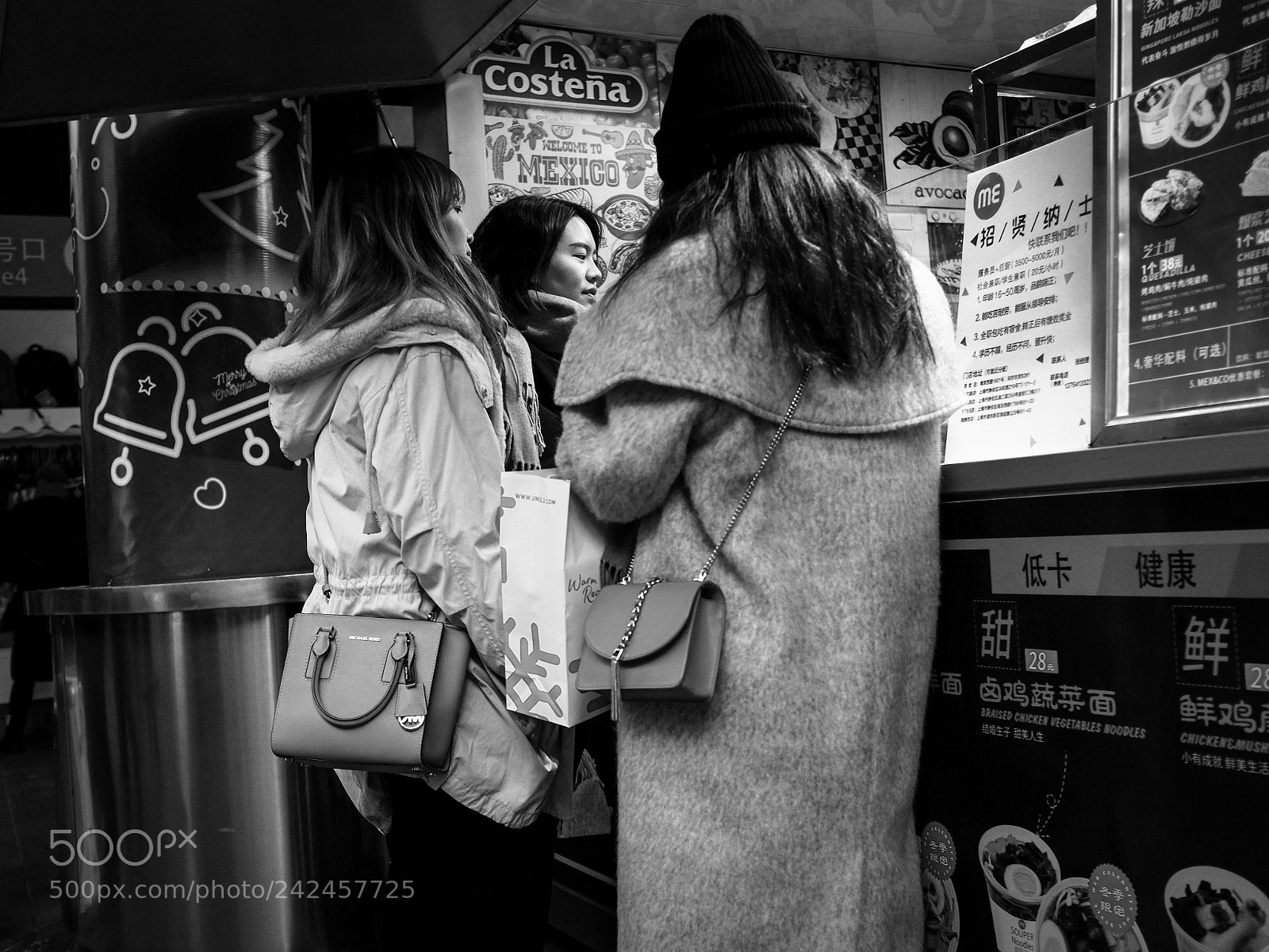 Fujifilm X100S sample photo. Snack bar photography