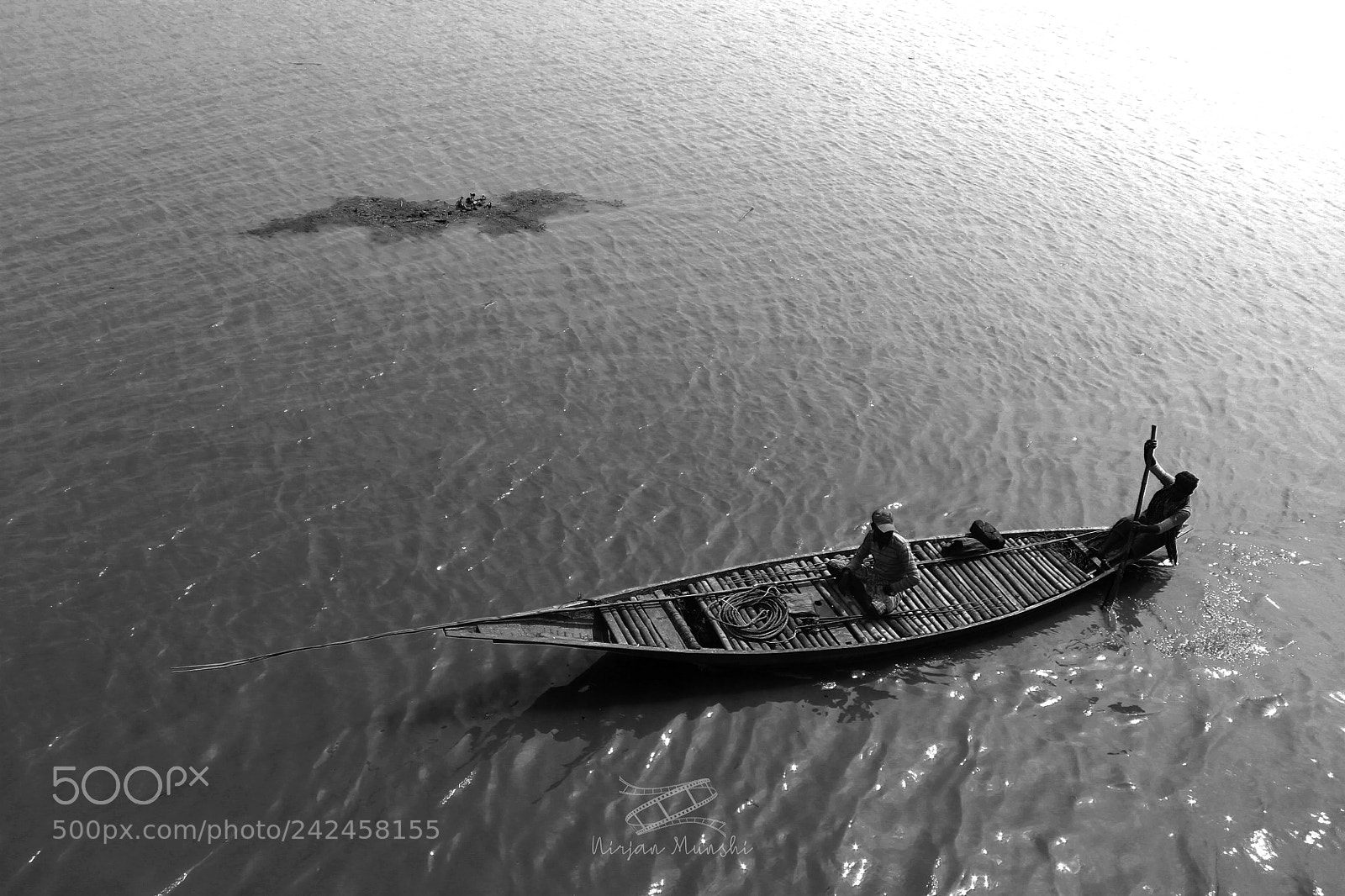 Canon EOS 1100D (EOS Rebel T3 / EOS Kiss X50) sample photo. Life in a boat photography