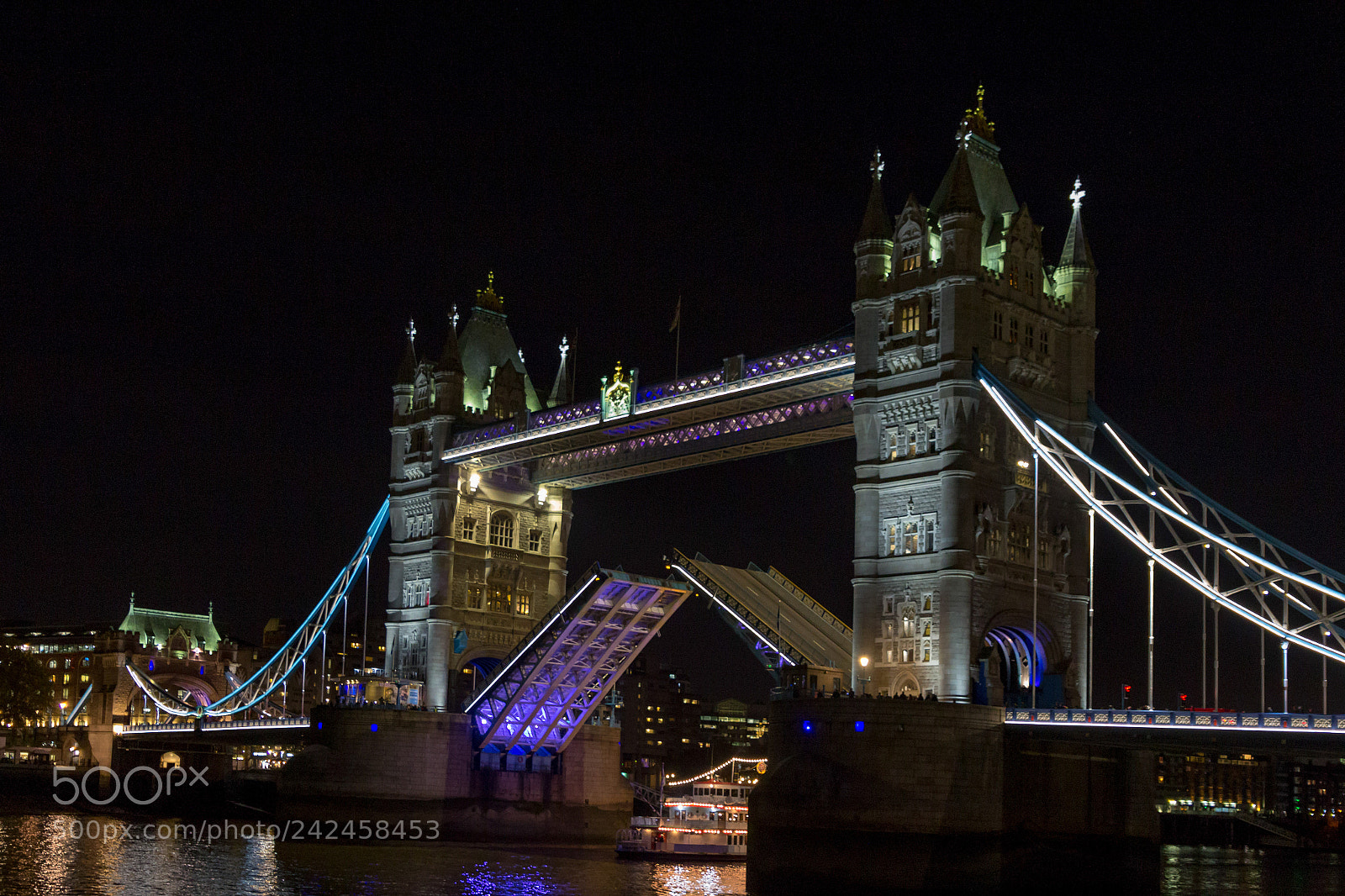 Canon EOS 60D sample photo. Tower bridge opened photography