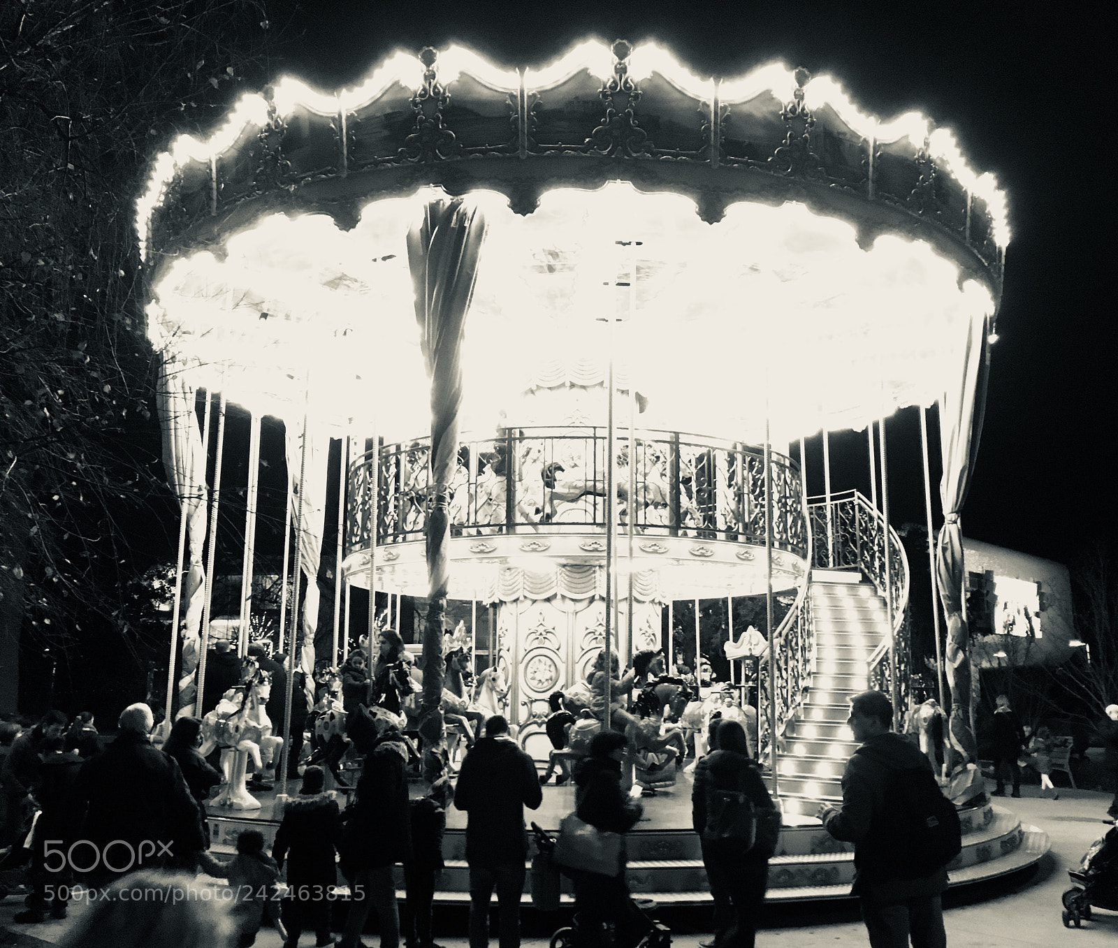 Apple iPhone SE sample photo. Carrusel photography