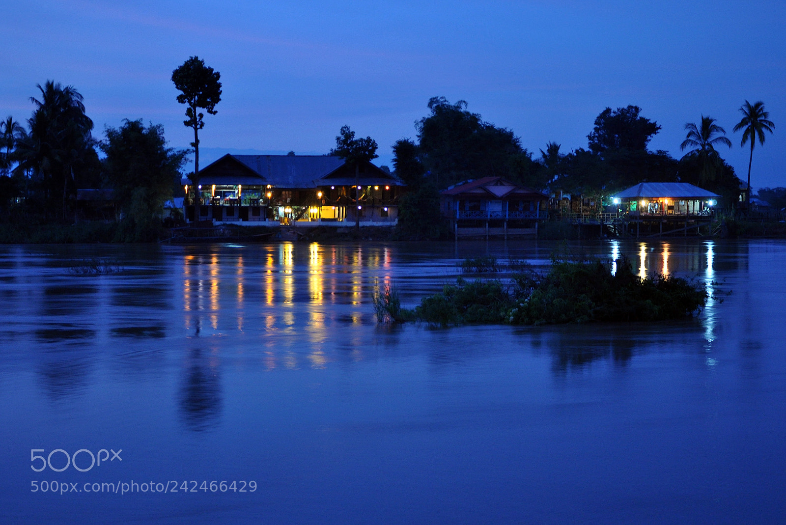 Nikon D5000 sample photo. Dusk photography