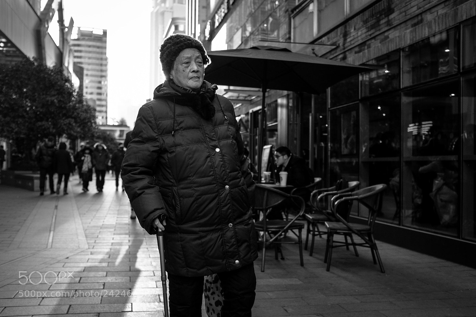 Fujifilm X100S sample photo. Old lady photography