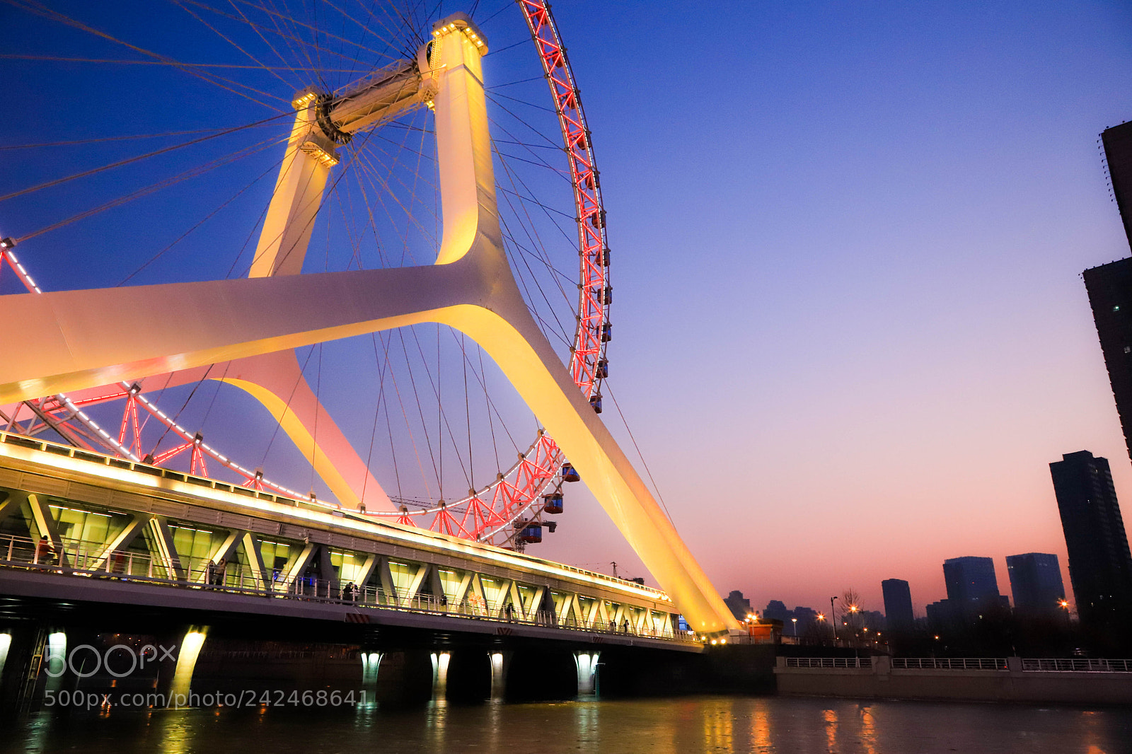 Canon EOS 6D Mark II sample photo. Circulo en atarderce photography