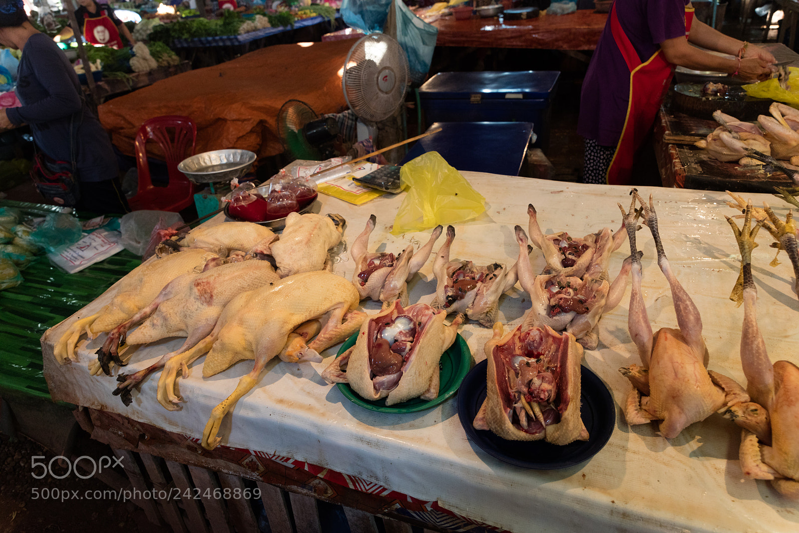 Canon EOS 5DS R sample photo. Da makai market photography