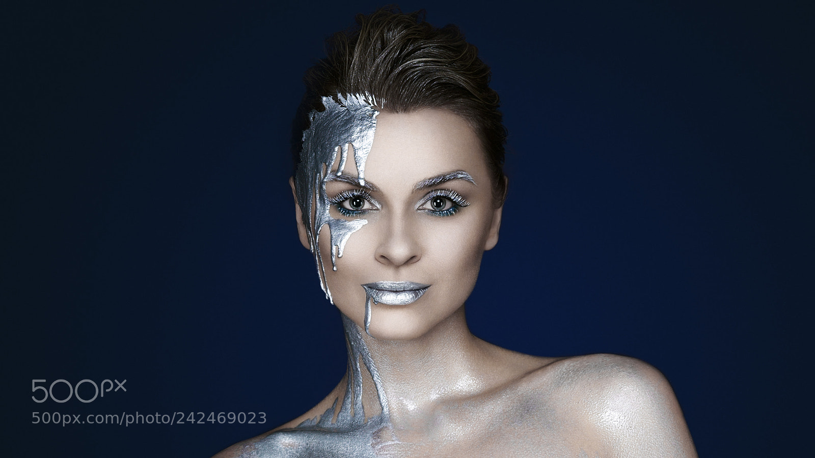 Sony a7R III sample photo. Silver and blue photography