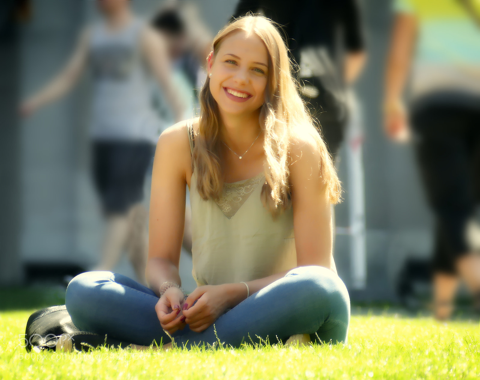 Panasonic Lumix DMC-FZ1000 sample photo. Swiss summer smile photography